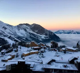 Taxi Genève Avoriaz : Transferts Confortables Destination en taxi privé depuis Genève : Aéroport, Ski, EuropeGenève à Avoriaz