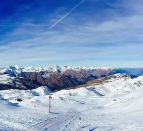 Taxi Genève Meribel : Transferts de Qualité Destination en taxi privé depuis Genève : Aéroport, Ski, EuropeGenève à Meribel