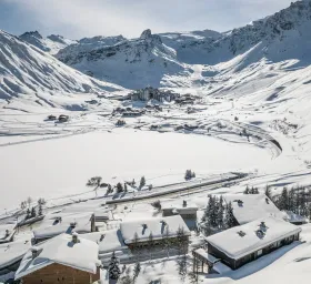 Taxi Genève Tignes : Transport de Confiance Destination en taxi privé depuis Genève : Aéroport, Ski, EuropeGenève à Tignes
