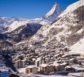 Taxi Genève Zermatt : Votre Service de Voyage Destination en taxi privé depuis Genève : Aéroport, Ski, EuropeGenève à Zermatt